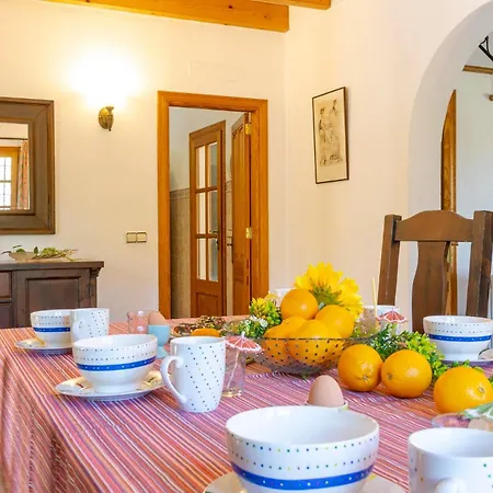 Seguinot By Vintage Travel * Port de Pollenca